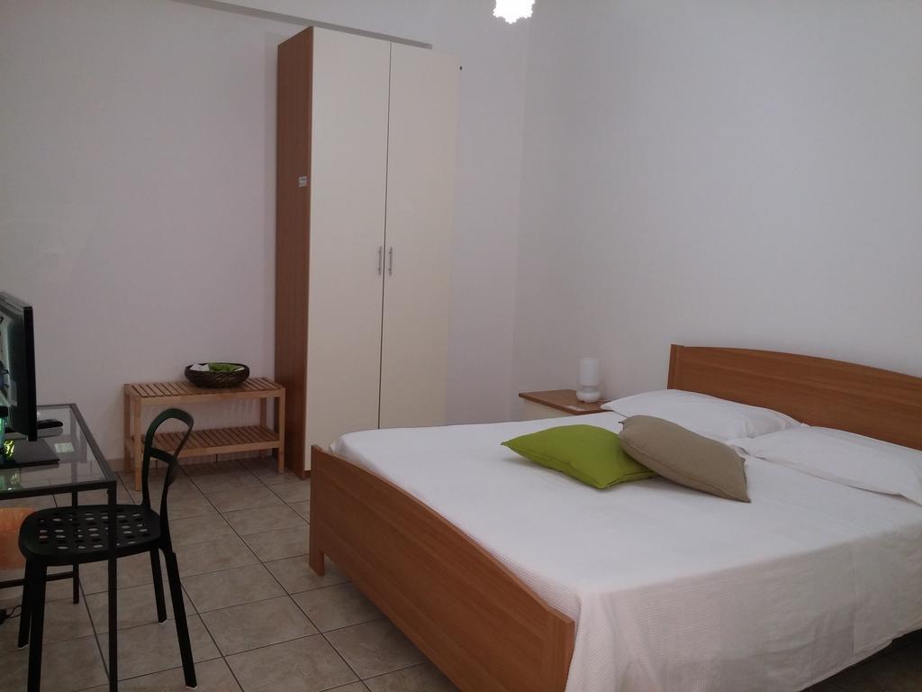 Akron B&B SantʼAlessio Siculo Exterior foto